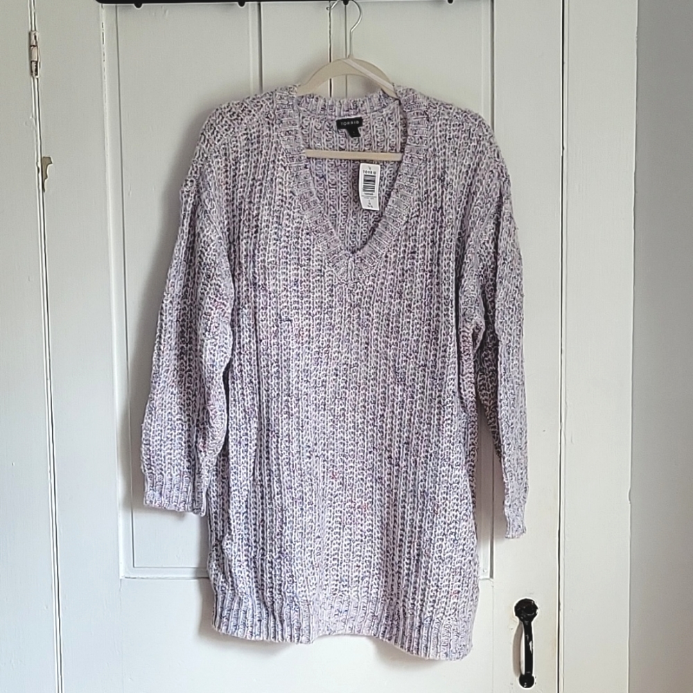 Torrid, White "confetti" sweater, size 1X